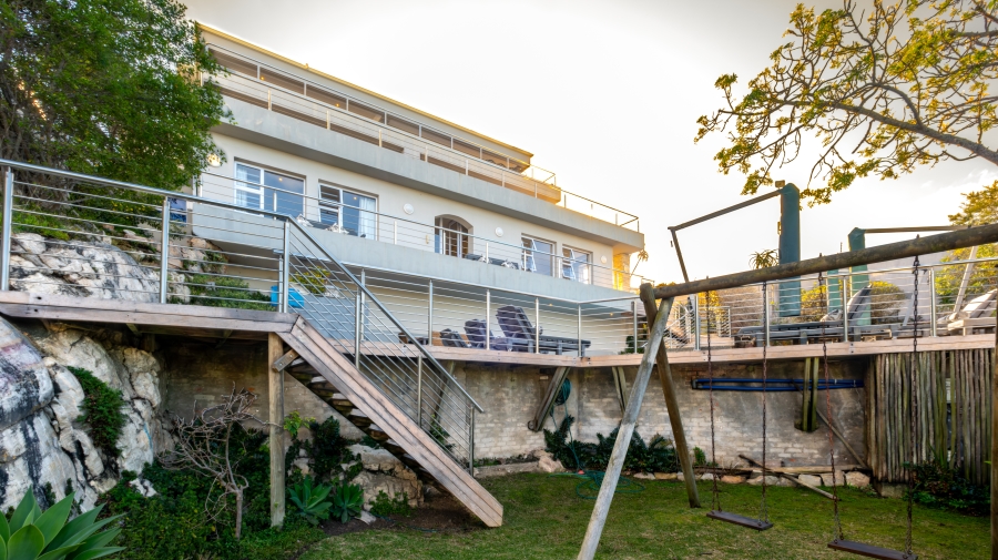 7 Bedroom Property for Sale in Beacon Isle Western Cape